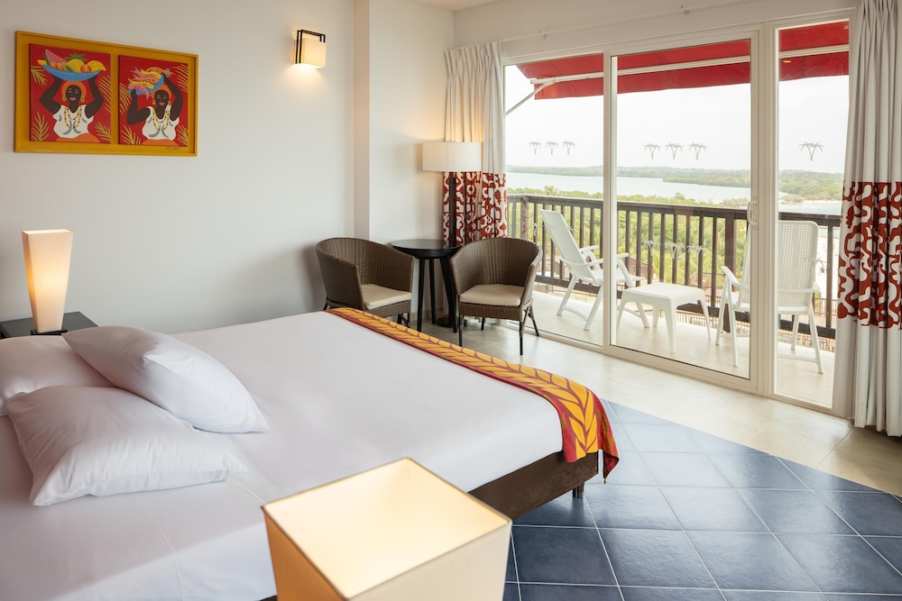 Plus, King Bed, Ocean Front، Decameron Baru – All Inclusive 4/6