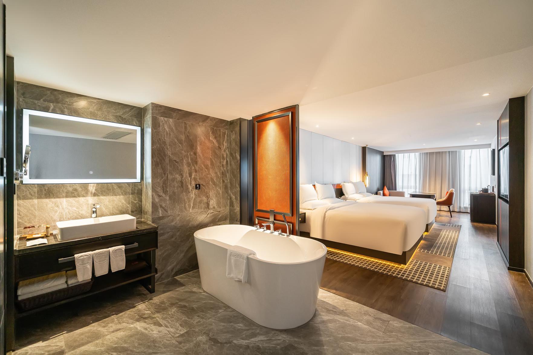 The Bund Puyan Hotel, Shanghai 47/48