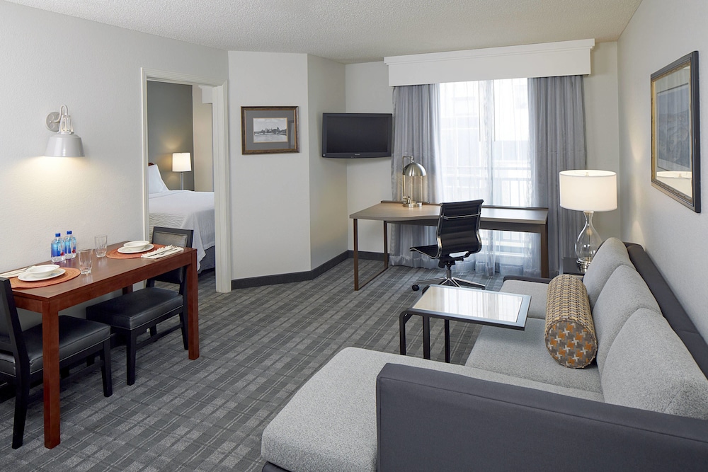 Residence Inn Minneapolis Downtown at The Depot 17/41