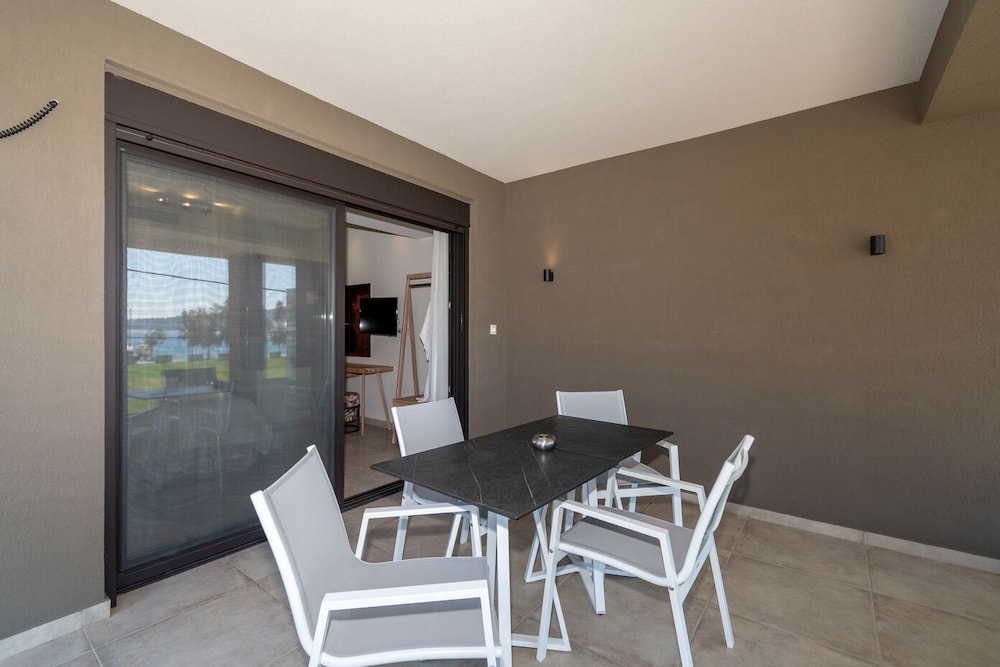 Thetis Boutique Luxury Apartments 39/50