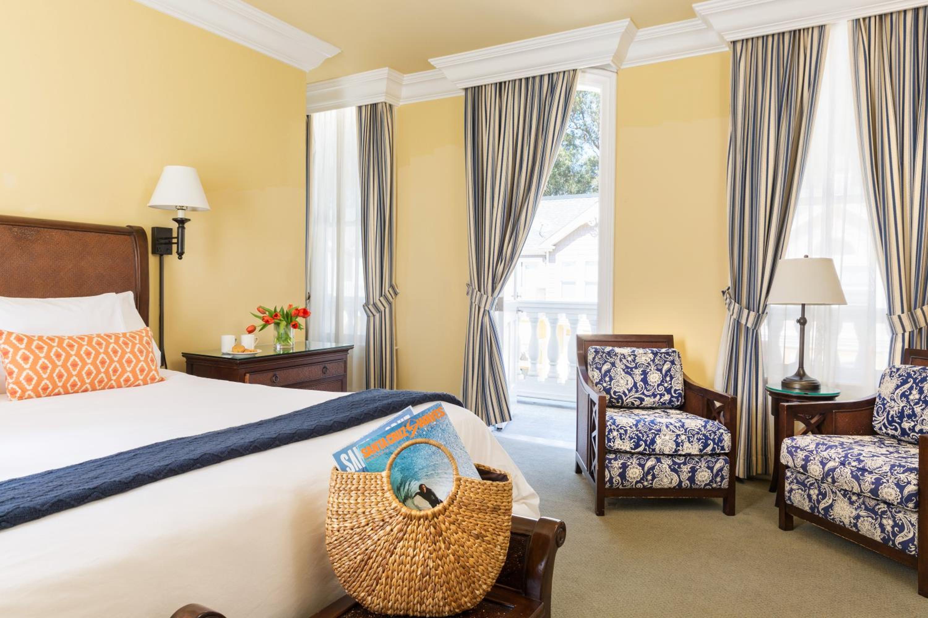 Deluxe, King Bed, Balcony