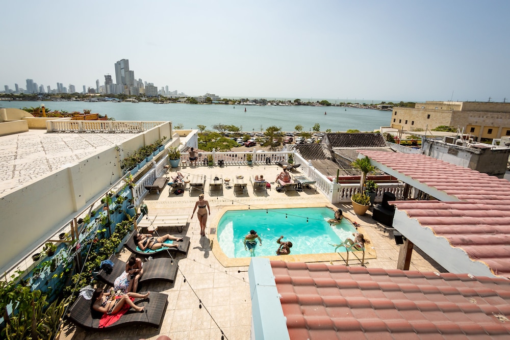 Socialtel Cartagena Colombia 3/60
