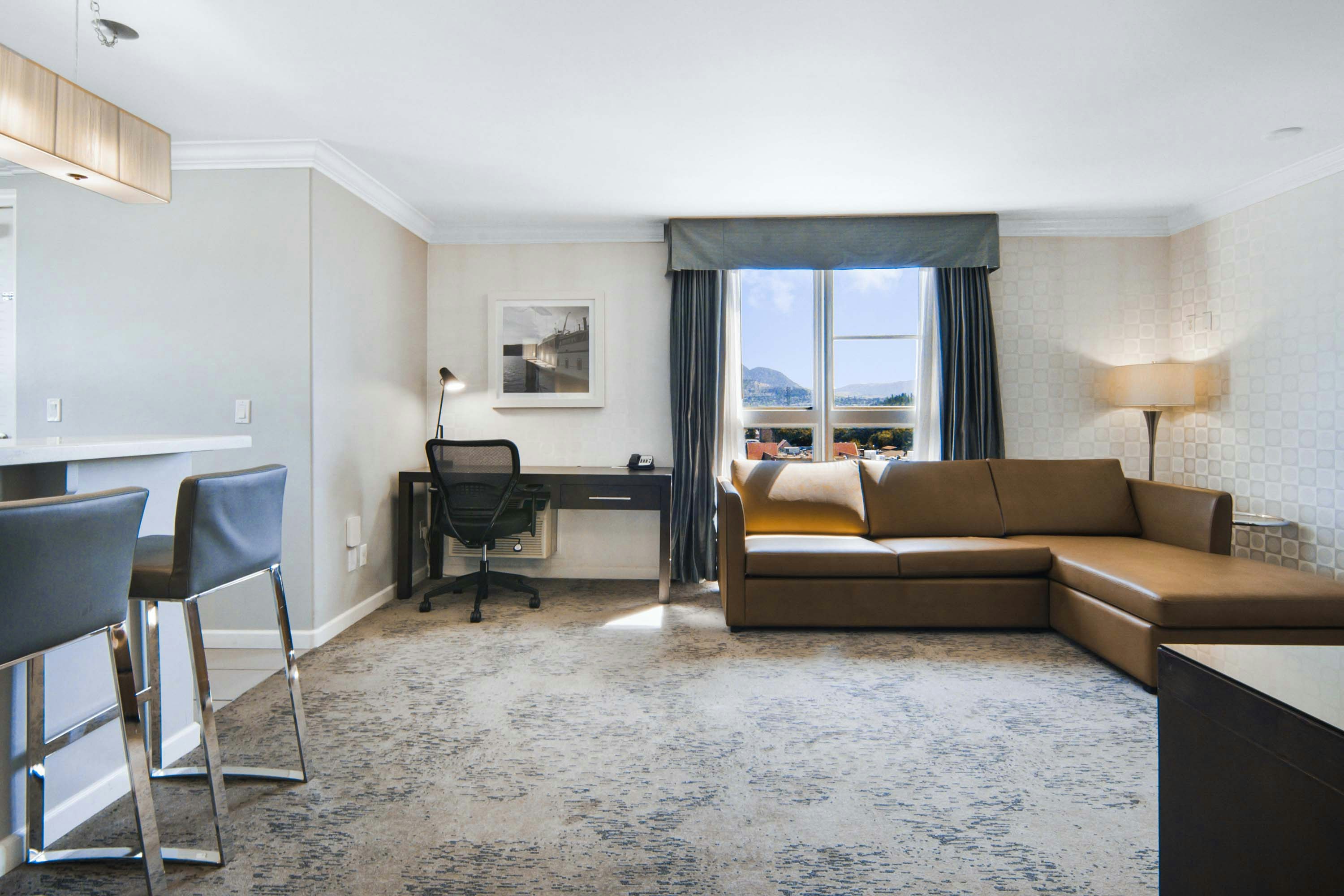 Sandman Hotel Kelowna 34/50