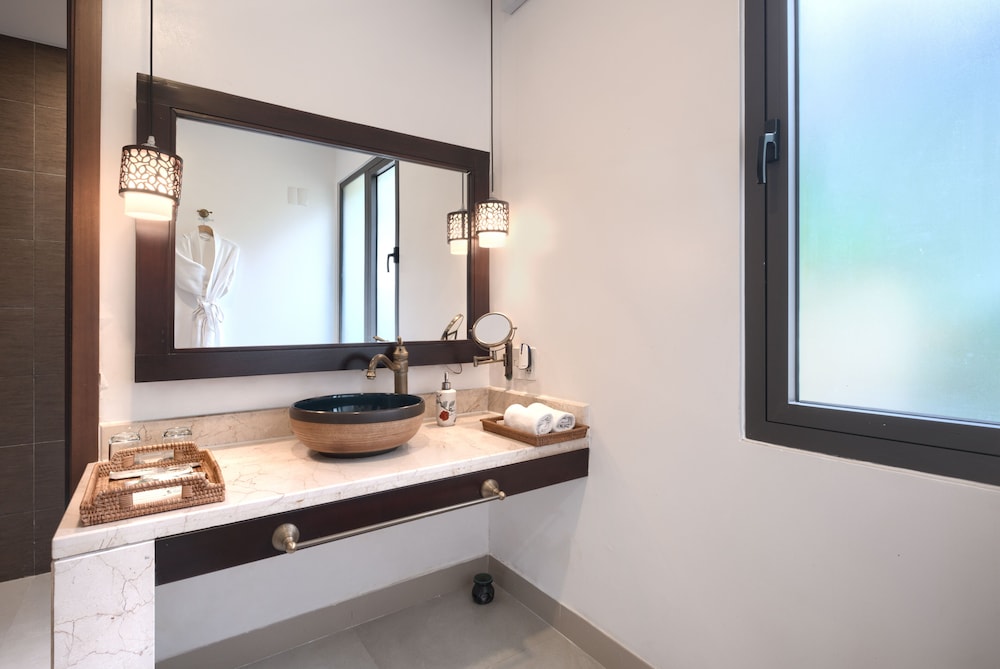 The Blossom Resort Island Da Nang 48/50