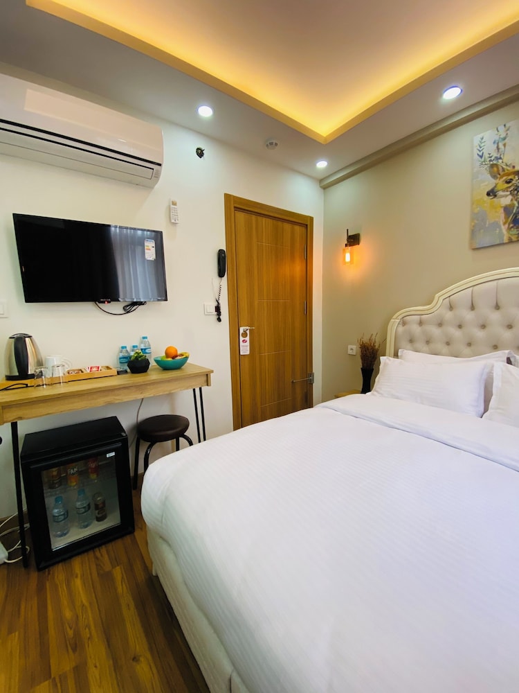 ECONOMY, DOUBLE BED