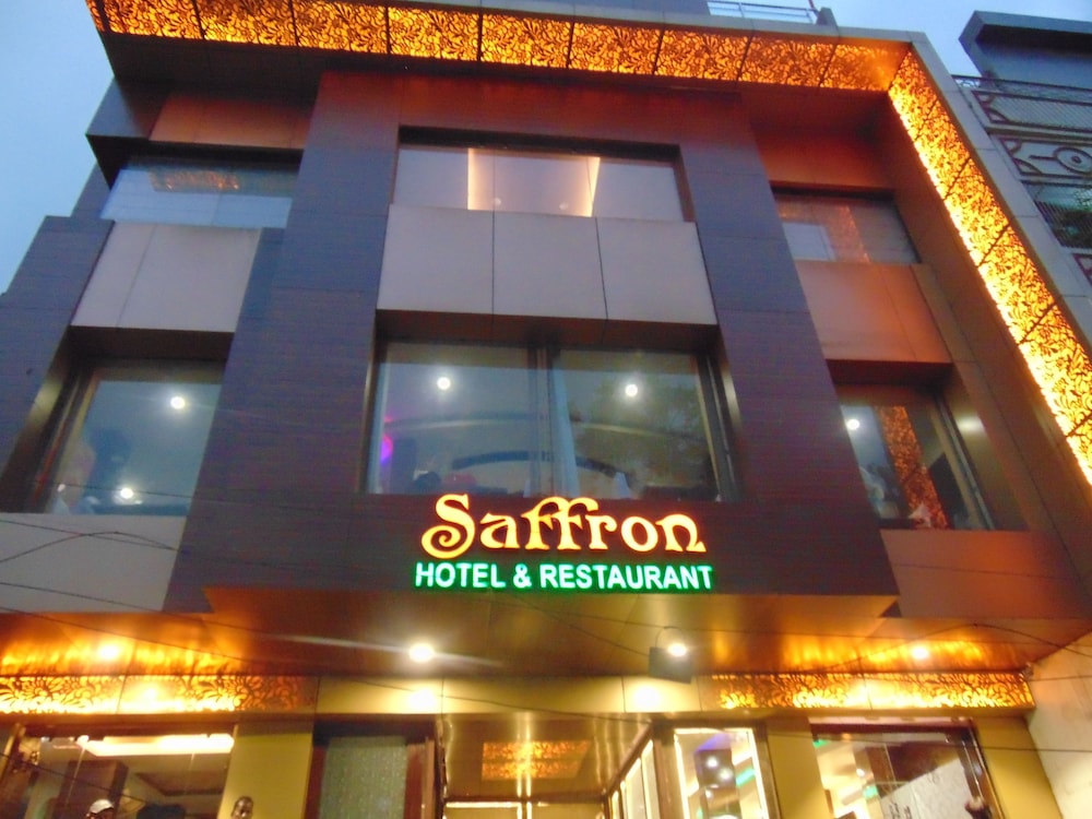 Hotel Saffron 2/50