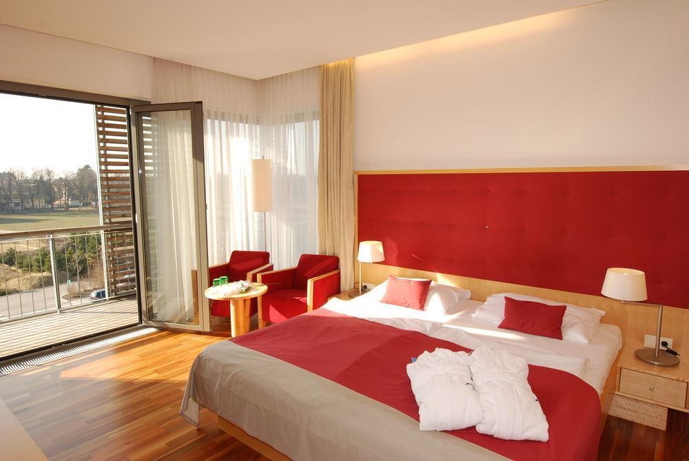 Therme Laa Hotel and Spa 16/51
