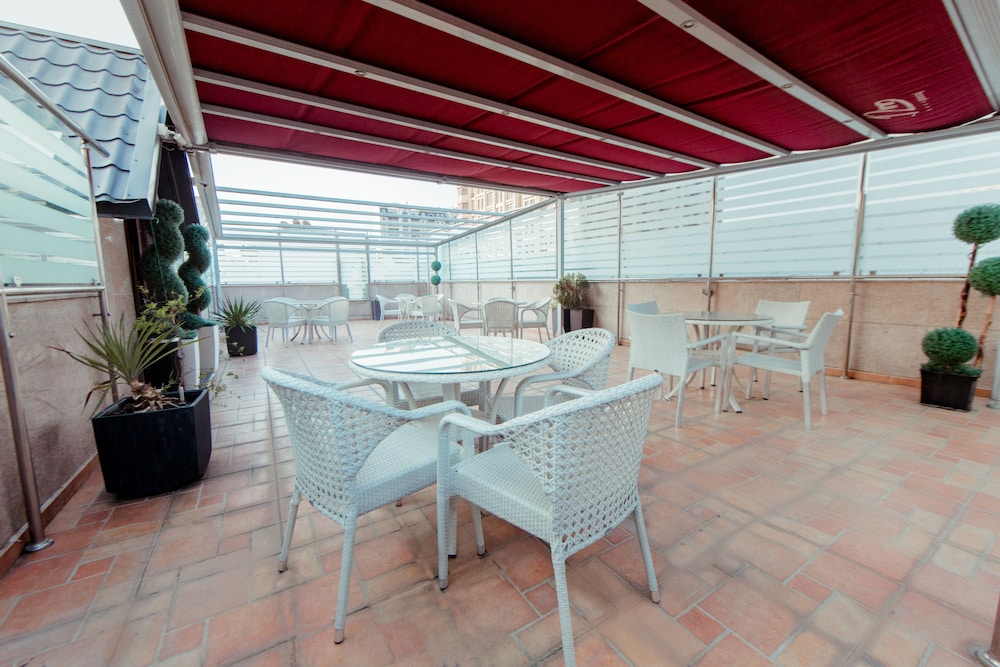 Passage Boutique Hotel 68/78