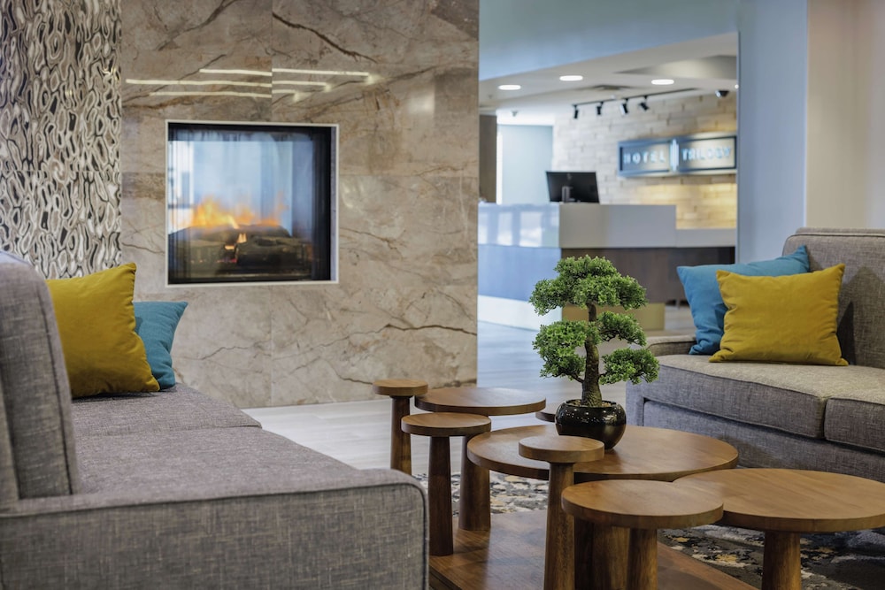 Hotel Trilogy Albany Airport, Tapestry Collection by Hilton 4/30