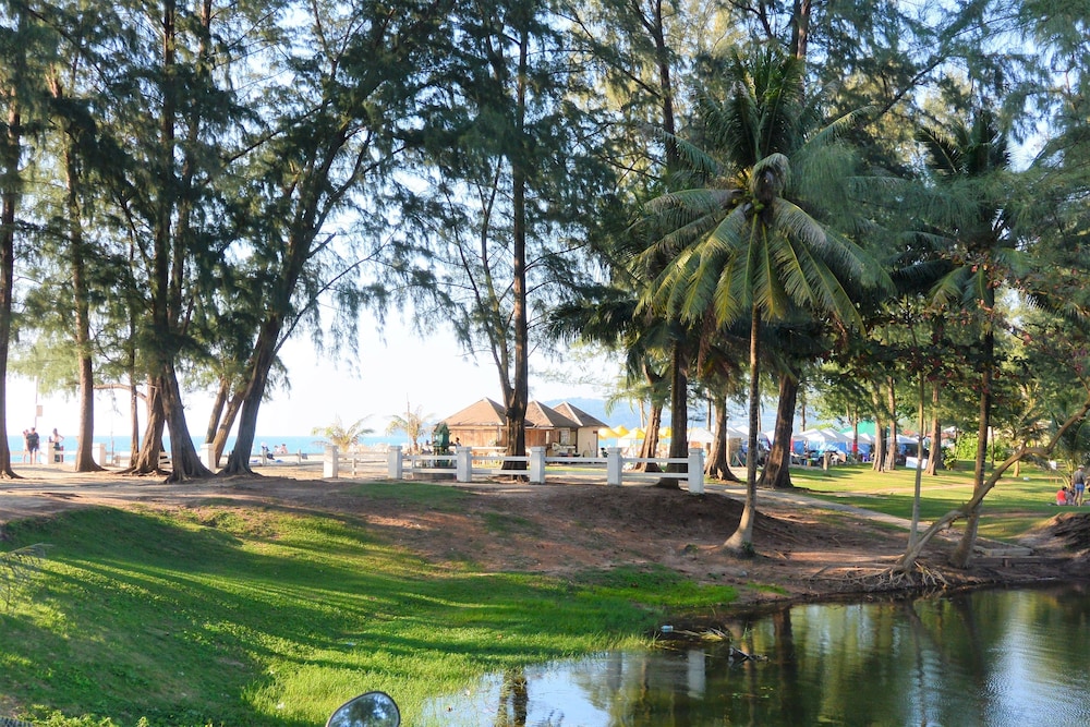 The Regent Bangtao 37/40