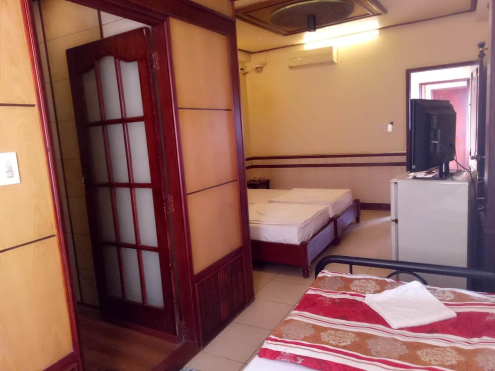 Bi Saigon Hotel 42/60
