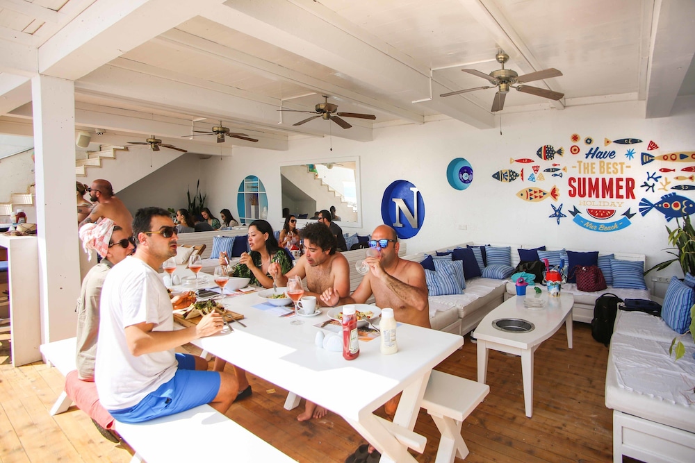 Nur Beach Hotel 28/41