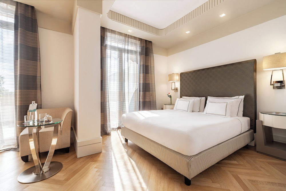 Melia Genova 10/50