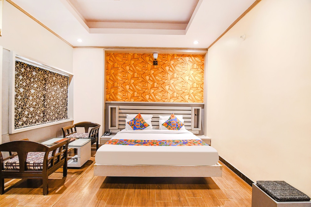 OYO Premium Hinoo Ranchi 43/53