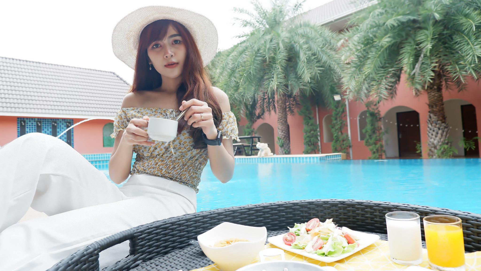 Thada Chateau Hotel 38/50