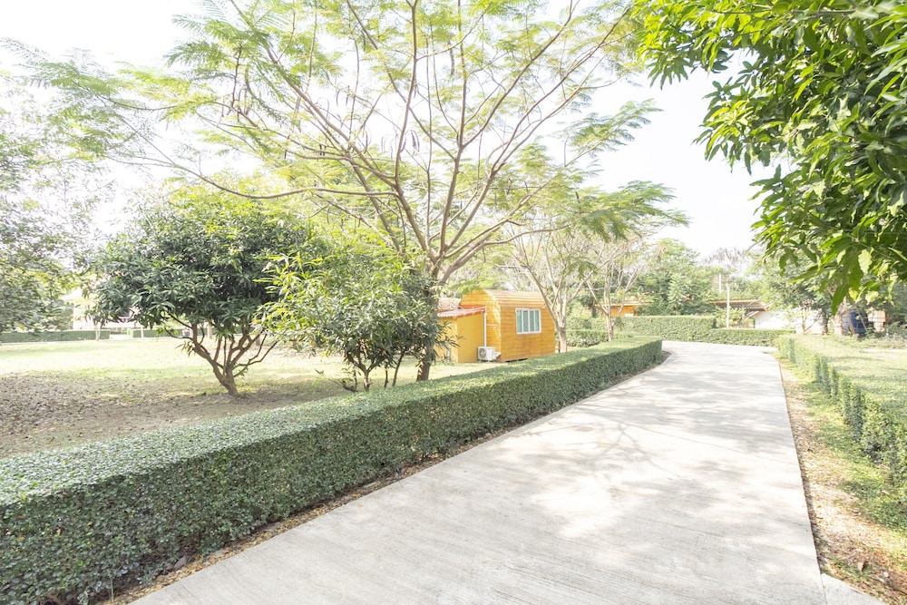 OYO 75359 Thaiburi Thara Resort 38/43