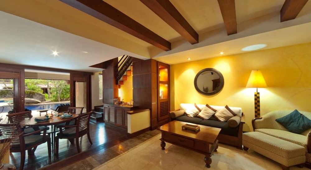 Pool Villa Merumatta Senggigi 29/50