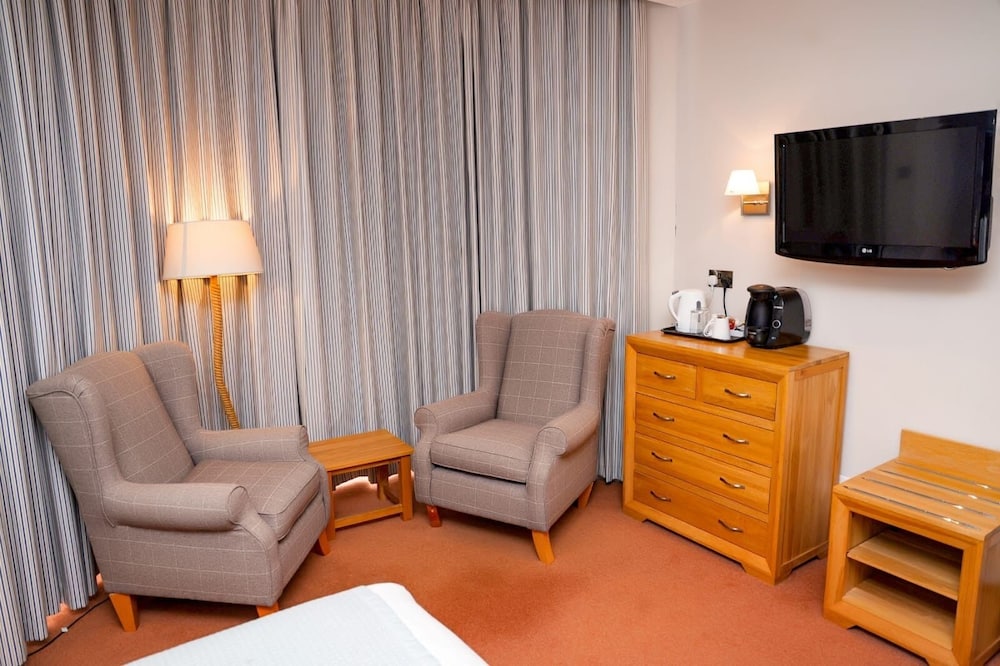 New Wilmington Hotel 41/58