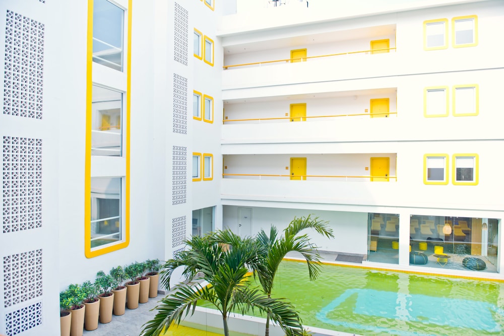 Bloomrooms At Calangute in CANDOLIM