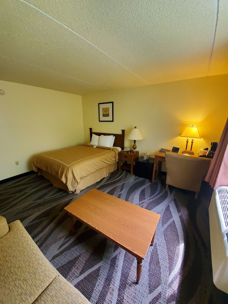 Boarders Inn & Suites Ripon 10/58