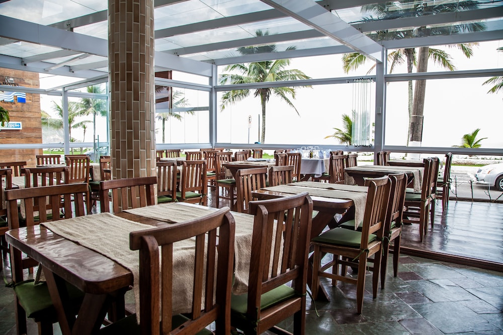 Strand Hotel 46/50