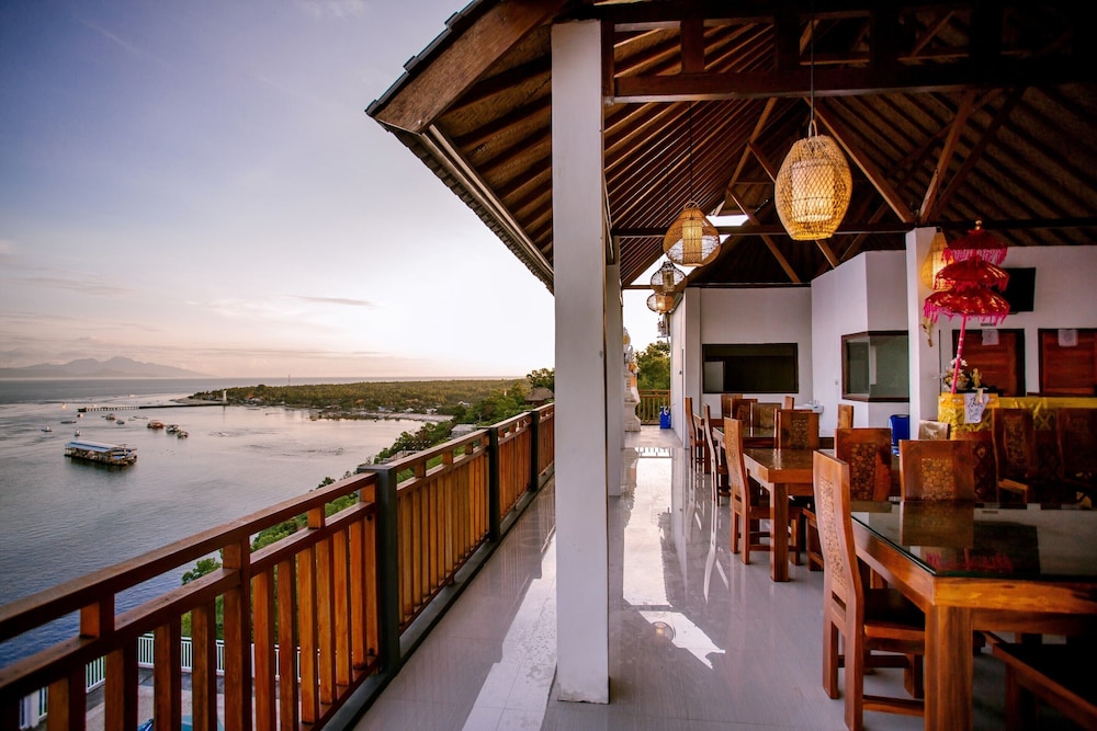 Samuh Ocean Sunset Hotel in BALI