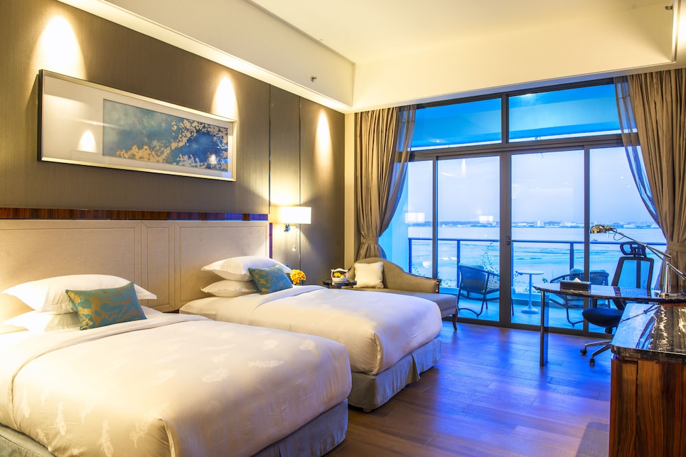 Forest City Marina Hotel 29/66