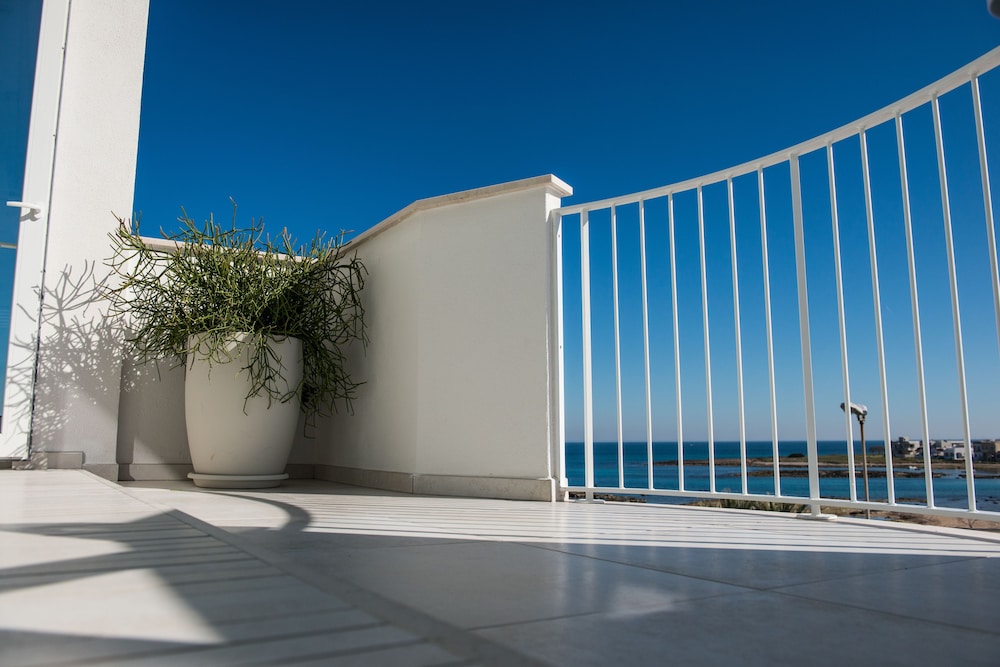 Cico Boutique Hotel 42/64