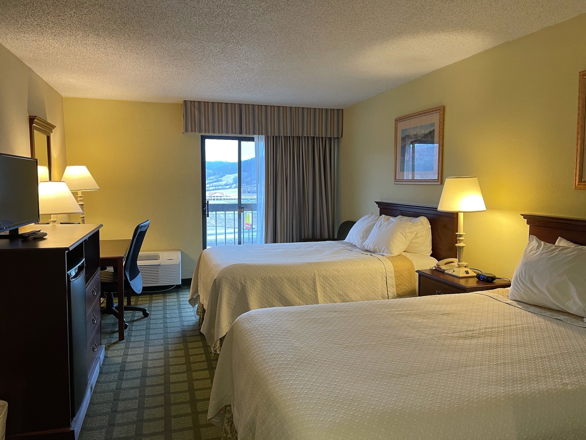 Tower, 2 Double Beds, North Wing