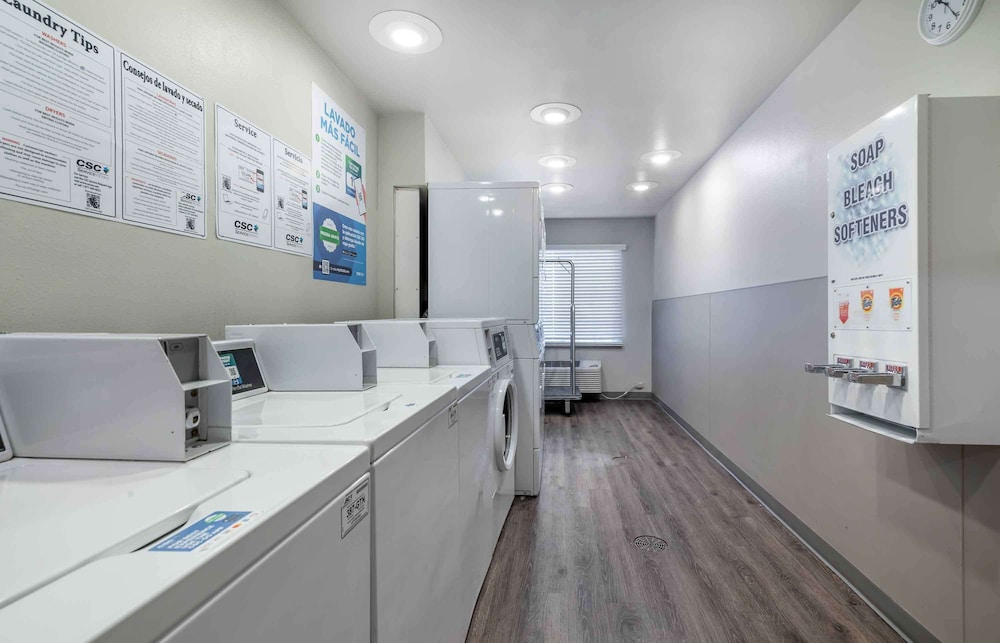 WoodSpring Suites Austin Northwest 8/49