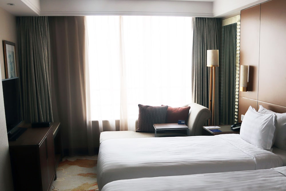 Radisson Blu Hotel Shanghai New World 10/71