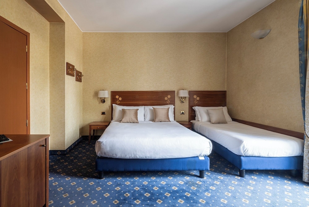 COMFORT, DOUBLE BED