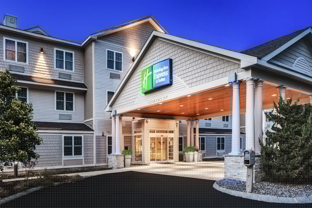 Holiday Inn Express Hotel Suites Hampton South Seabrook 1/78