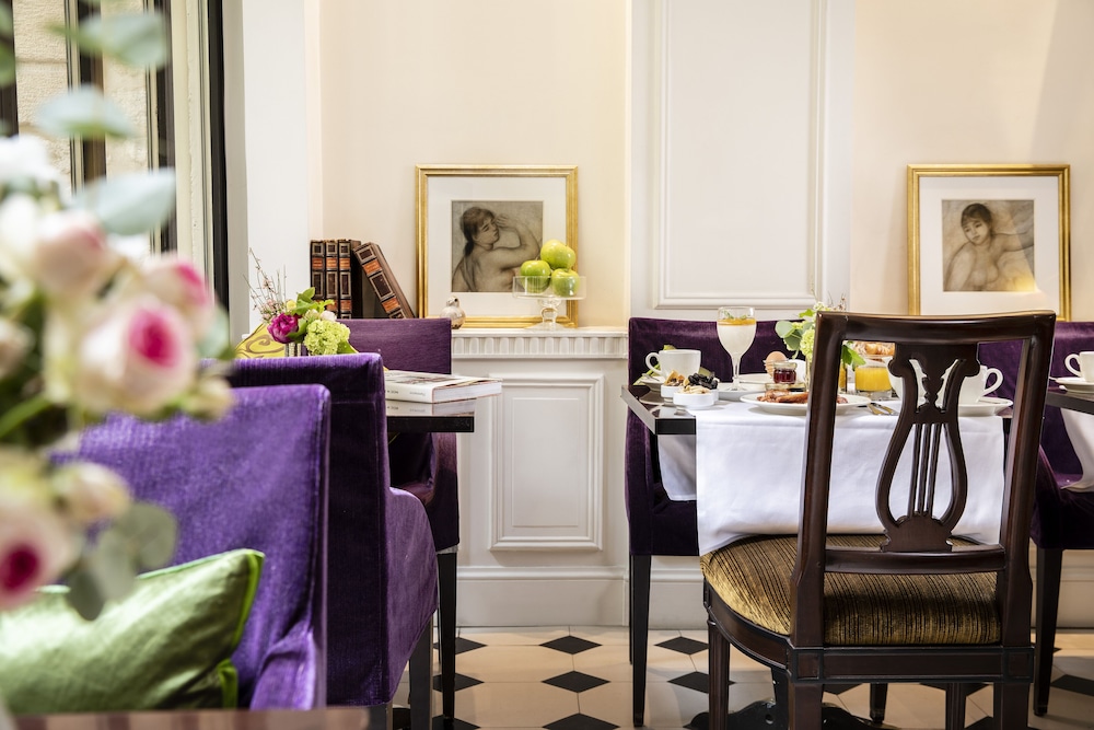 Arioso Hotel 53/60