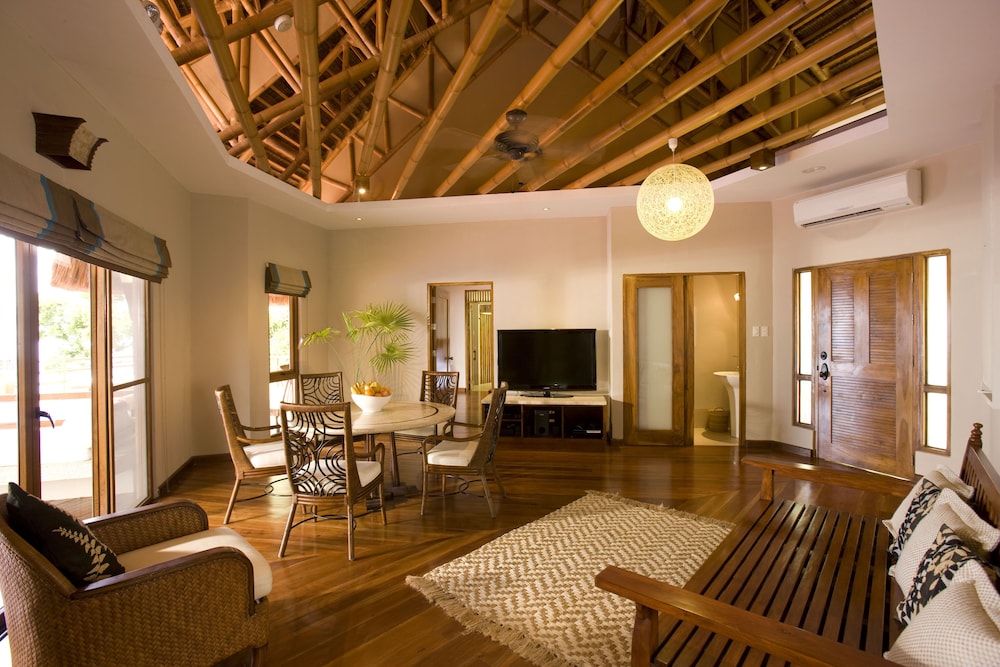 Eskaya Beach Resort And Spa 44/73