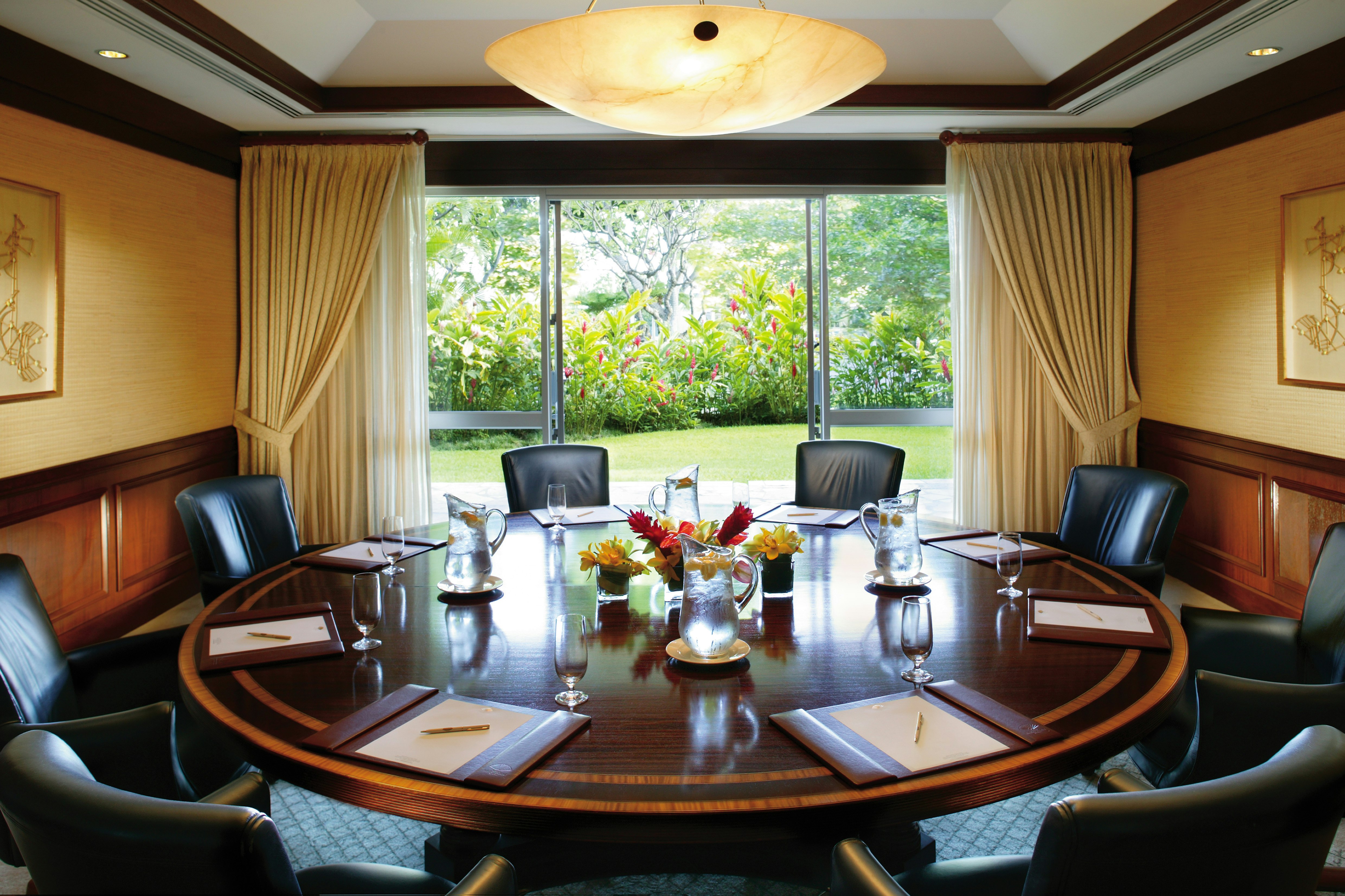The Kahala Hotel and Resort 66/80