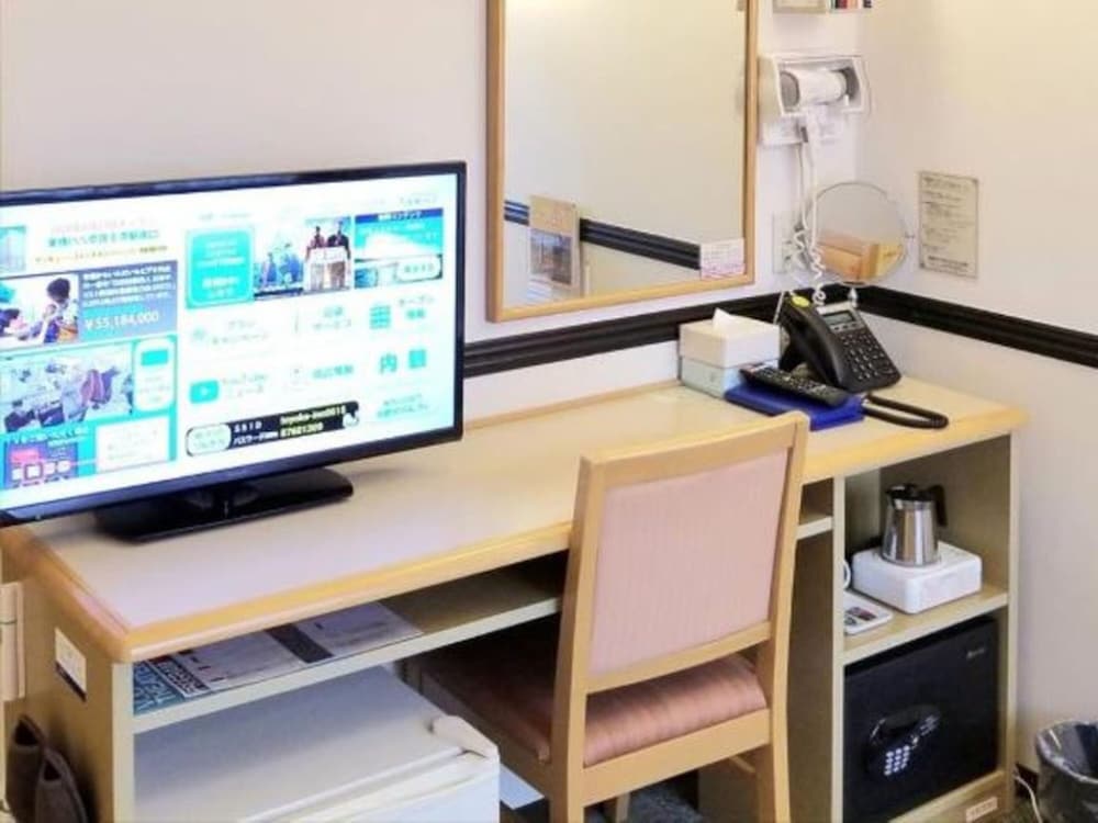Toyoko Inn Keio Sen Hashimoto Eki Kita Guchi 44/52