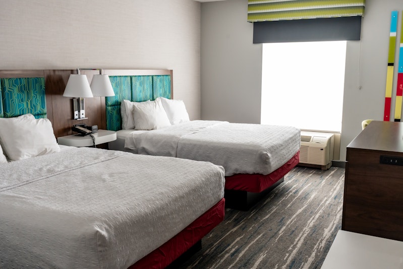 Hampton Inn Suites Leesburg 18/60