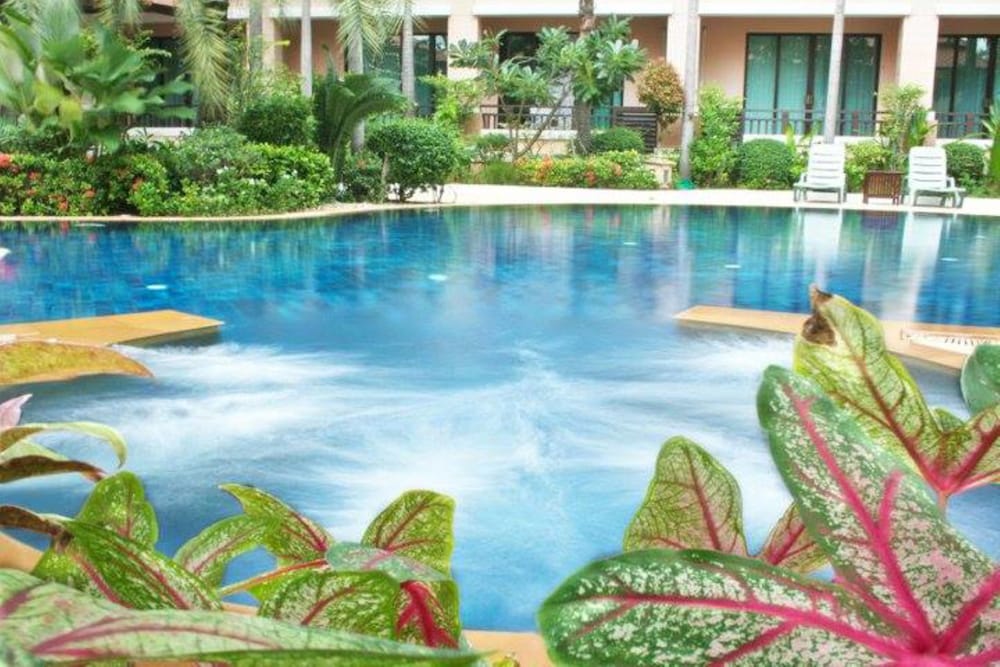 Lecasa Bangsaen Hotel 31/37