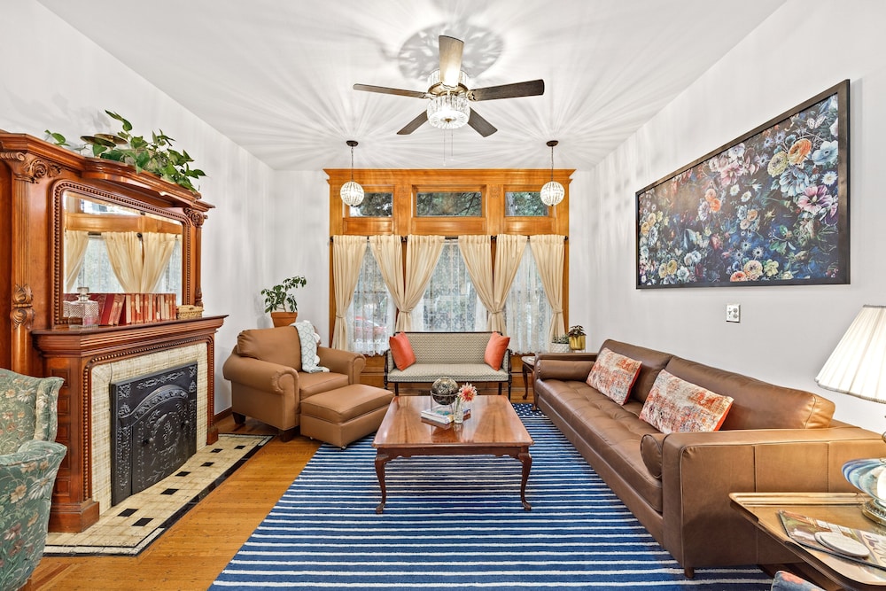 The Adagio Bed and Breakfast 33/50