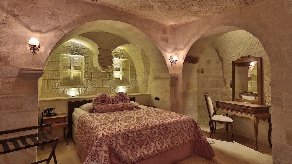 Phocas Cave Suites 41/71