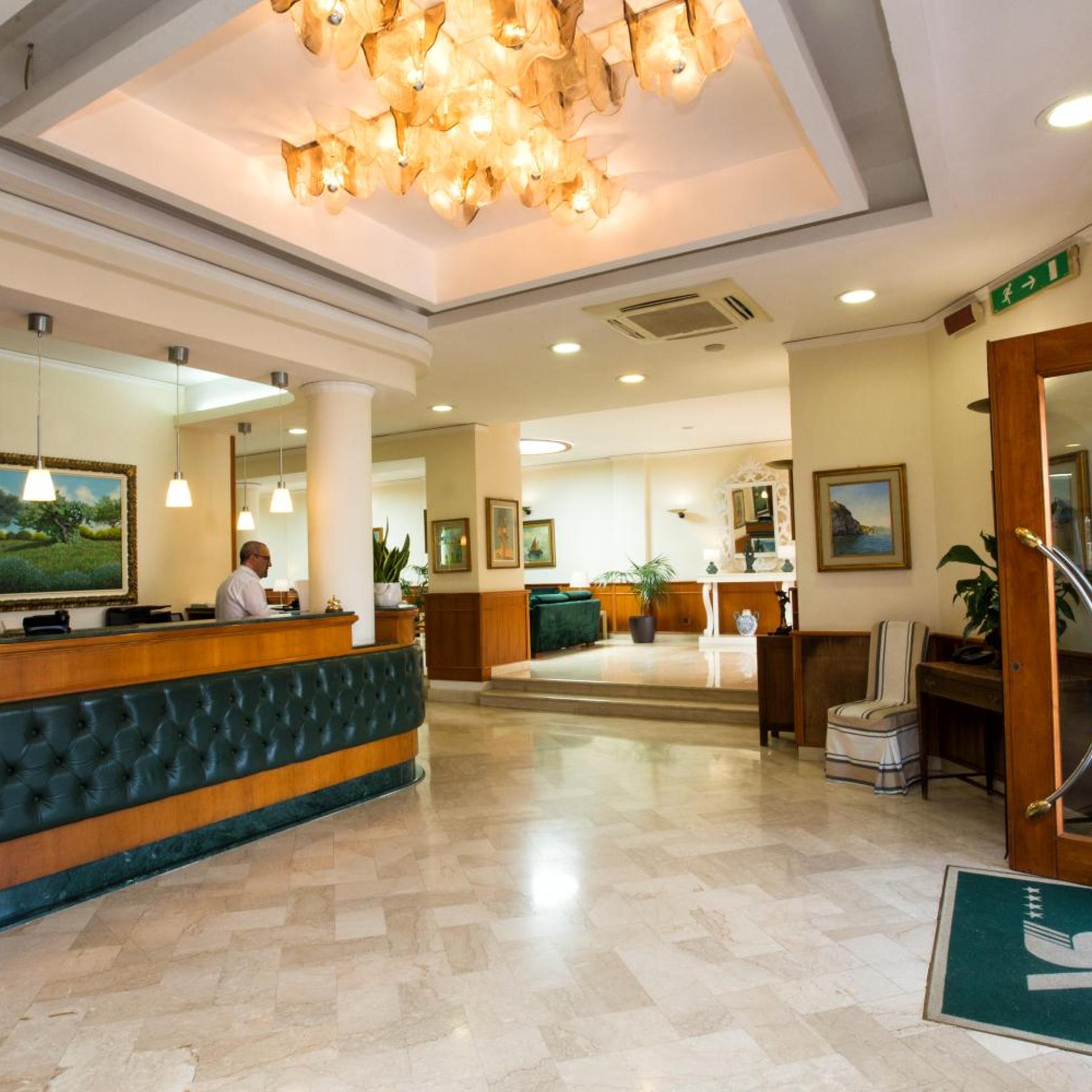 Hotel Villa Serena 8/51