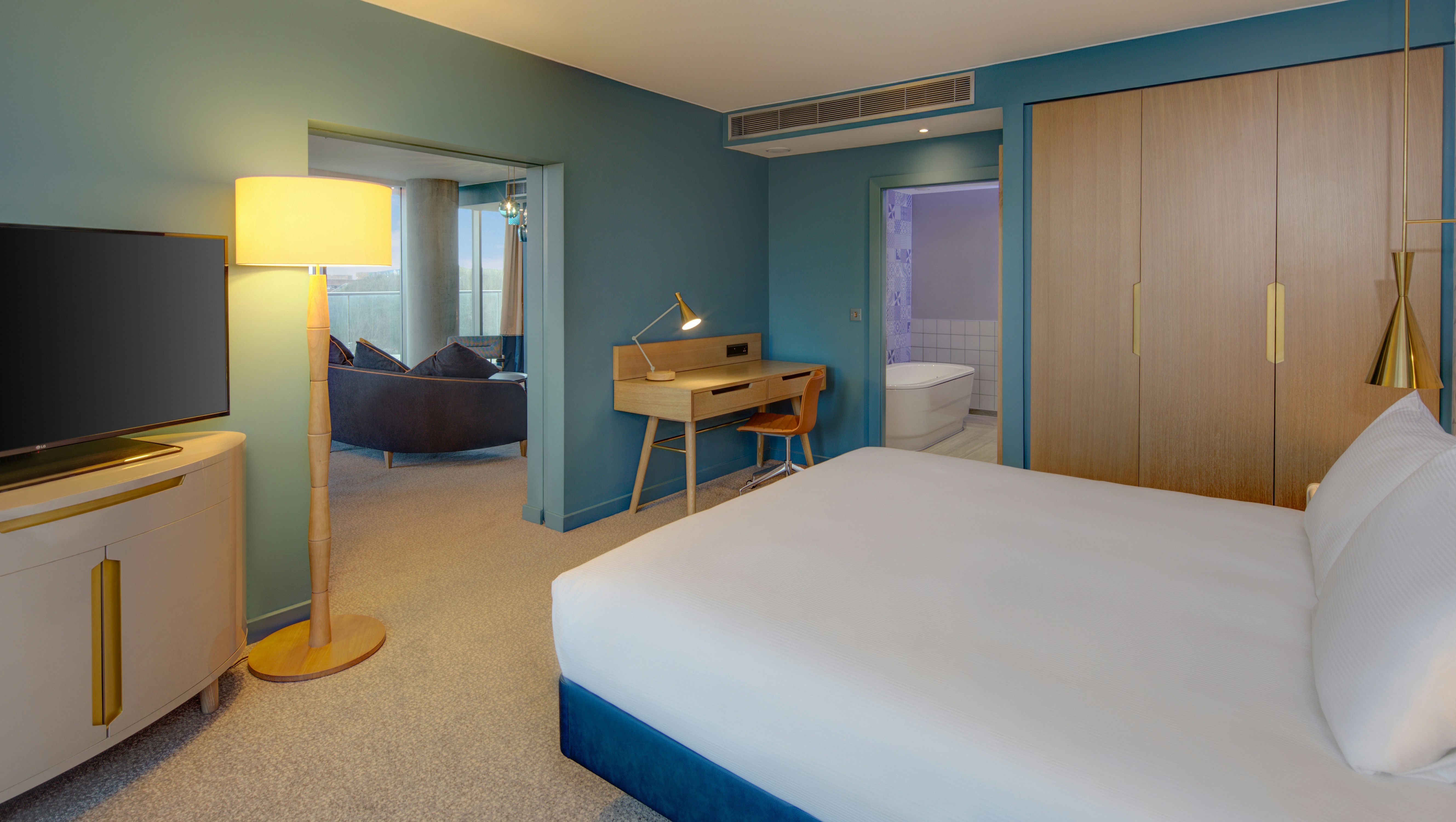 1 Bedroom, Suite, King Bed