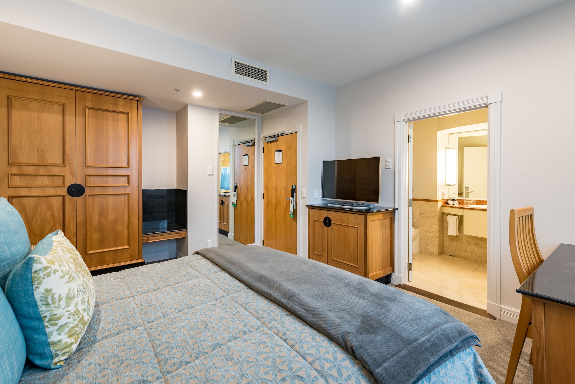 rooms