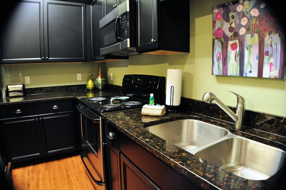 30 A Suites 64/79