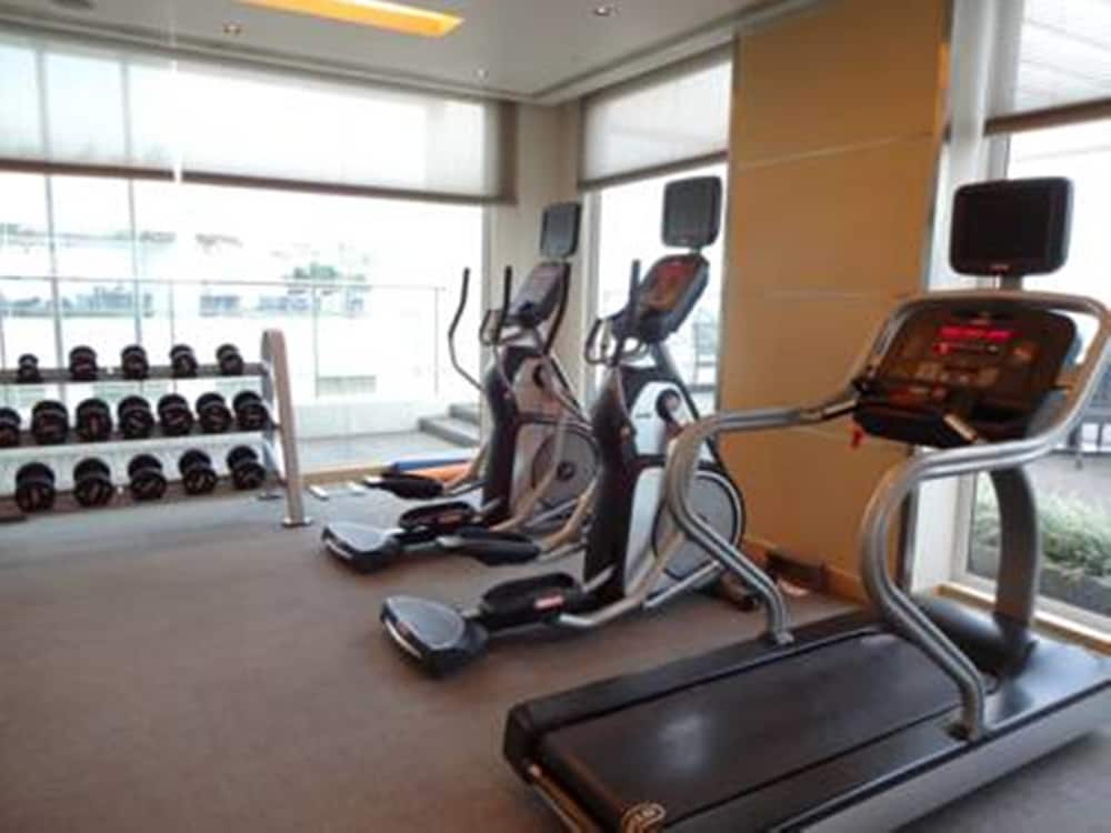 Pullman Chennai Anna Salai 24/44