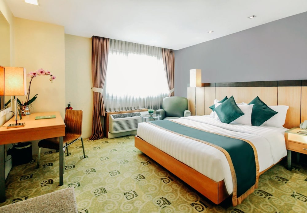 Greenhills Elan Hotel Modern 28/56