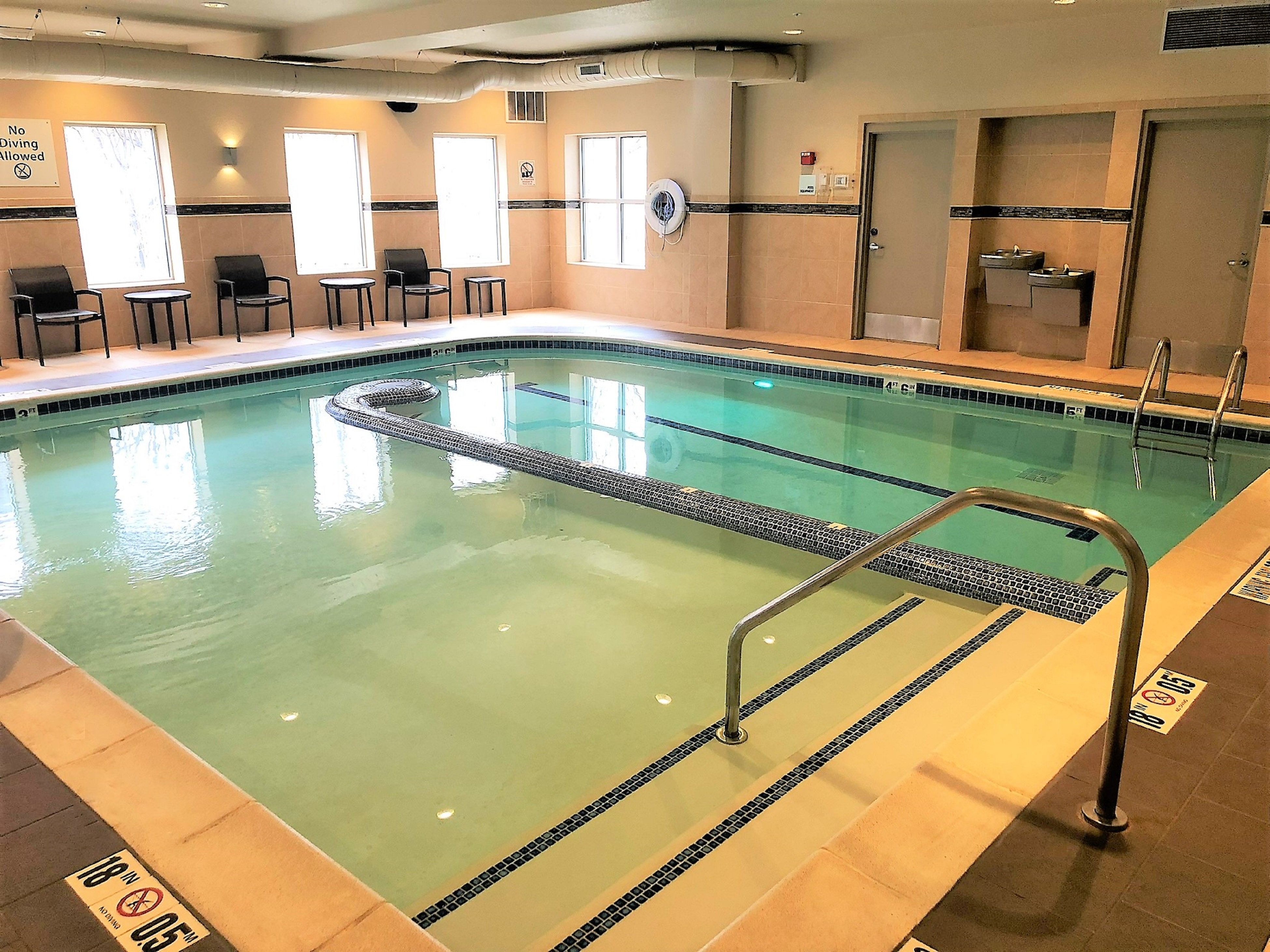 Holiday Inn Express And Suites Plymouth Ann Arbor Area 28/50