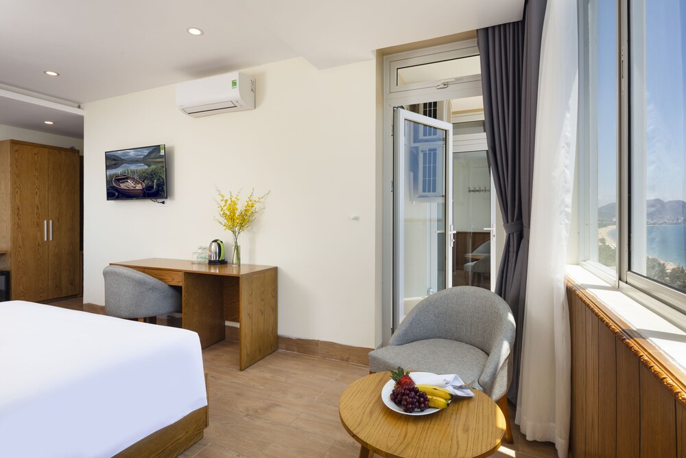 Quang Vinh Hotel 32/52