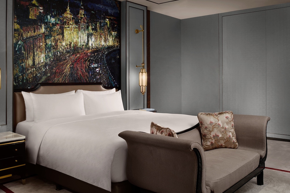 Astor, Shanghai, King Bed